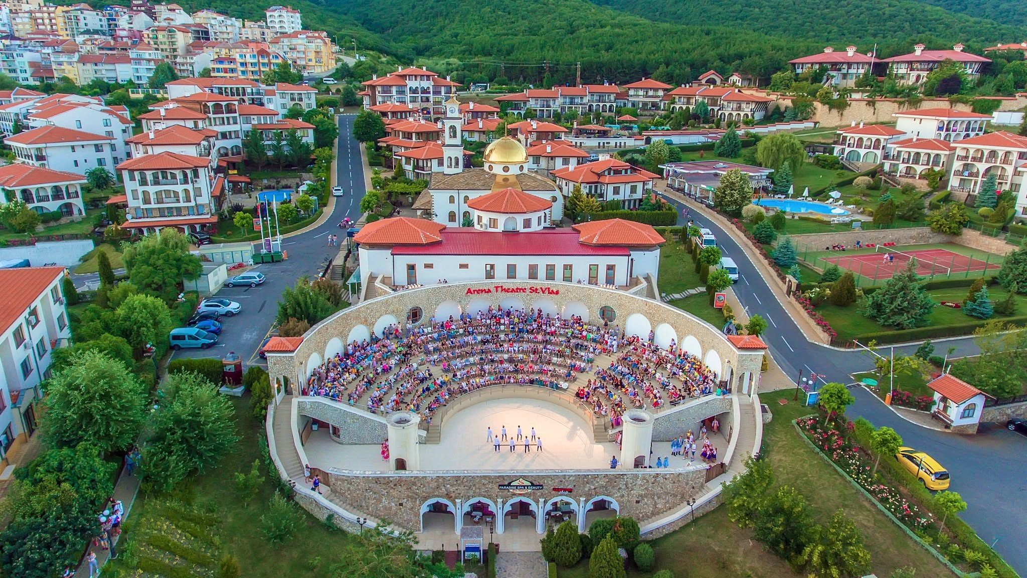 The open-air amphitheatre above the bay